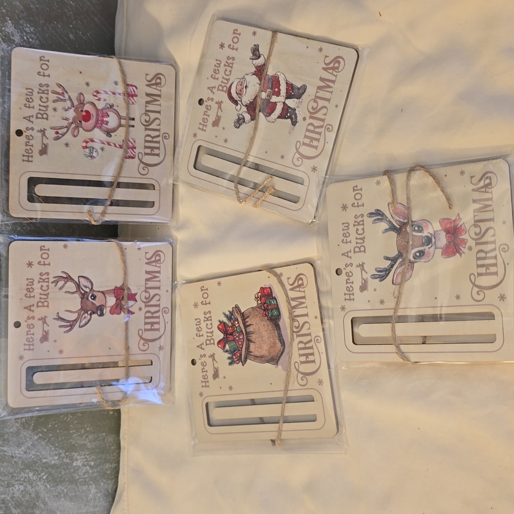 5 Money Holder Cards 5 Designs, Here's a Few Bucks For Christmas New - Picture 2 of 7